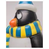 Working Chilly Penguin Blowmold Winter Lawn Decoration