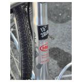 Very Nice Condition TREK 7200 Multitrack Bicycle