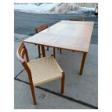 Wonderful Danish Modern Teak Wood Mobler Ansagar Expandable Dining Table w/Set of 4 J.L. MOLLER Chairs