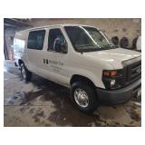2012 Ford E-350...