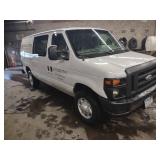 2014 Ford E-350...