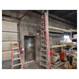 Werner Fiberglass Step Ladder, 12