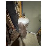 100# propane tank