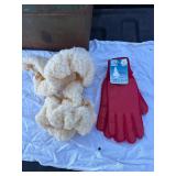 Womens Gloves & Steering Wheel Cover