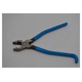 Linesman pliers