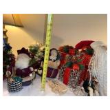Santa Claus Figurines & Christmas Decor Collection - Assorted Holiday Figures