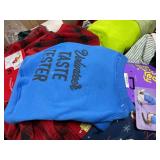 PALLET OF PET CLOTHES