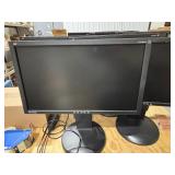 17 Monitors and Cables