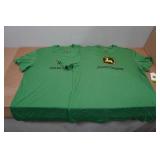 *2* John Deere T-Shirts - XL