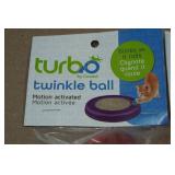 Turbo Twinkle Motion Activated Cat Balls