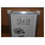 Americanflat Frame - 13"x19, 11"x17" with Mat Opening