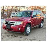 2008 FORD ESCAPE XLT *4x4* (NO RESERVE)