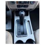 2008 FORD ESCAPE XLT *4x4* (NO RESERVE)