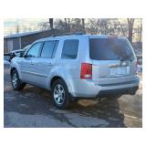 2009 HONDA PILOT TOURING W/NAVI W/DVD *All Wheel Drive* (NO RESERVE)