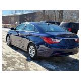 2011 HYUNDAI SONATA GLS *No Accidents* (NO RESERVE)