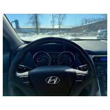 2011 HYUNDAI SONATA GLS *No Accidents* (NO RESERVE)