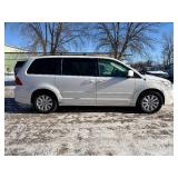 2012 VOLKSWAGEN ROUTAN SEL *No Accidents Reported | Prior Certified Pre-Owned* (NO RESERVE)
