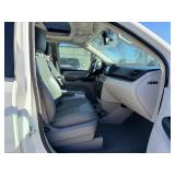 2012 VOLKSWAGEN ROUTAN SEL *No Accidents Reported | Prior Certified Pre-Owned* (NO RESERVE)