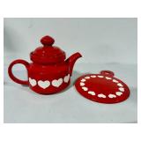 Waechtersbach Heart Teapot and Trivet