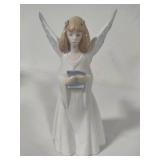 Lladro "Heavenly Melodies" #6835