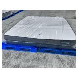 Serta iSeries "100 Series" Firm Hybrid King Mattress - MSRP $1,999.00 - No Reserve!