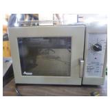 Amana Commercial Microwave Oven with Wall Rack