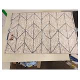 NEW MOHAWK HOME TANGIERS COLLECTION ACCENT RUG DIAMONDS