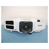 Epson PowerLite 4750W (H544A) 4200-Lumen WXGA 3LCD Projector