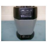Ninja Professional Blender with (2) Cups and (1) Lid