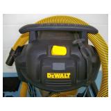 DeWalt 8 Gallon Wet/Dry Vac / Vacuum