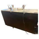 Avantco UDD-72-HC 72" Kegerator