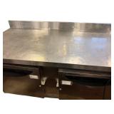 Sandwich Station Victory Refrigerator model VUR-60