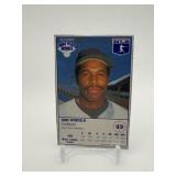 1987 Kraft Dinners Baseball Food Card Dave Winfield Minnesota Native and MLB Hall of Famer