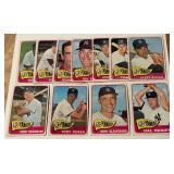 1965 Topps 11-Card New York Yankees Vintage Baseball Lot