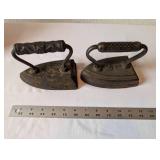 Set of 4 Antique Cast Iron Sad Irons with Extra Plate