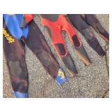 3 Quality Wet Suits Sterns and Body Glove Large and XL Sizes