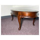 Oval Glass Top Cherry Queen Anne Leg Coffee Table Hammary Carlton Manor 32"W x 24"D x 16.5"H