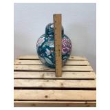 Antique Chinese Porcelain Famille Rose Ginger Jar 60th reproduction Qian long. 23 cm high ( about 9 Inch )