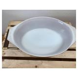 Vintage 045 Pyrex 2.5qt oval "Old Orchard" with 945-032 lid and warming stand