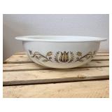 vintage Pyrex 024 2-quart casserole dish in the "Golden Tulip" promotional pattern