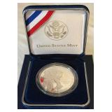 2011 P-Medal of Honor Proof SILVER Dollar - original package with COA