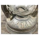 Antique Dietz D-LITE No 2 Kerosene Lantern Oil Lamp New York USA w/Clear Glass