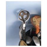 Miller Golf Bag with Clubs, Golf Balls, Nike Golf Shoes, Ty’s and More - See pictures for clubs