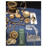 Lot of brass items