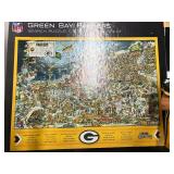Lot of Green Bay Packers Collectibles, Puzzle, Magazines, Brett Favre Danbury Mint 8PC