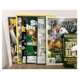 Lot of Green Bay Packers Collectibles, Puzzle, Magazines, Brett Favre Danbury Mint 8PC