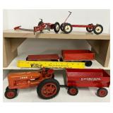 Toy Tractor Lot Farmall McCormick MISC