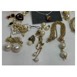 Lot of Vintage Costume Jewelry Princess Mara GF Bracelt with Original Box, Celebrity Cameo