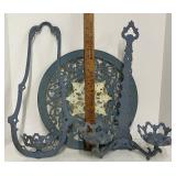 Vintage Cast Iron Wall Scone for Lanterns and Matching Grate Cover