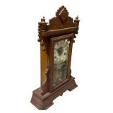 LLR - Wm. L. Gilbert Lake No. 6 Ornate Oak Mantel Clock